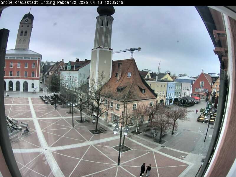 Archiv Foto Webcam Erding: Stadtturm, Kirche und Fußgängerzone