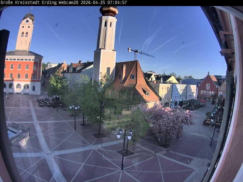 Archiv Foto Webcam Erding: Stadtturm, Kirche und Fußgängerzone