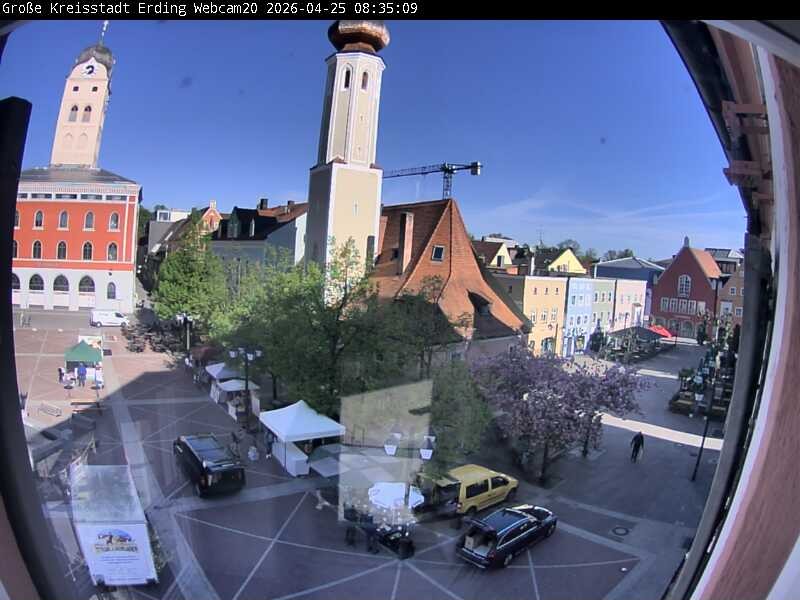 Archiv Foto Webcam Erding: Stadtturm, Kirche und Fußgängerzone