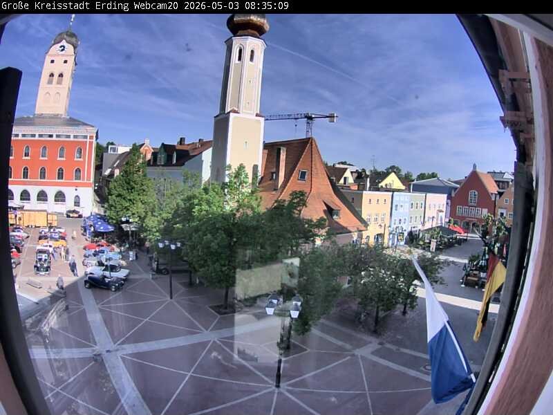Archiv Foto Webcam Erding: Stadtturm, Kirche und Fußgängerzone