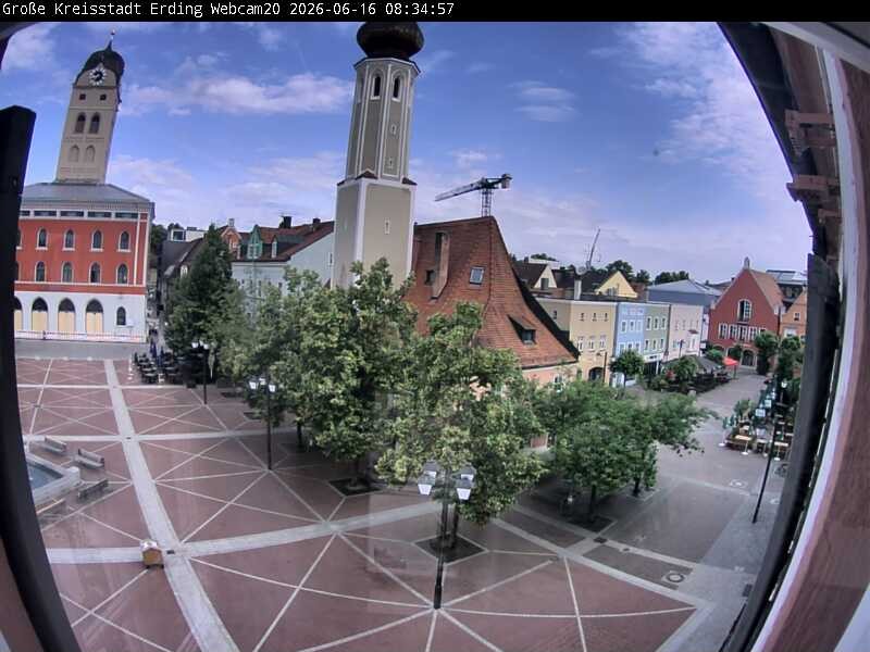 Archiv Foto Webcam Erding: Stadtturm, Kirche und Fußgängerzone