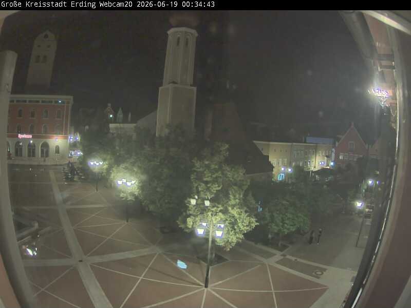 Archived image Webcam City center of Erding and the local city tower