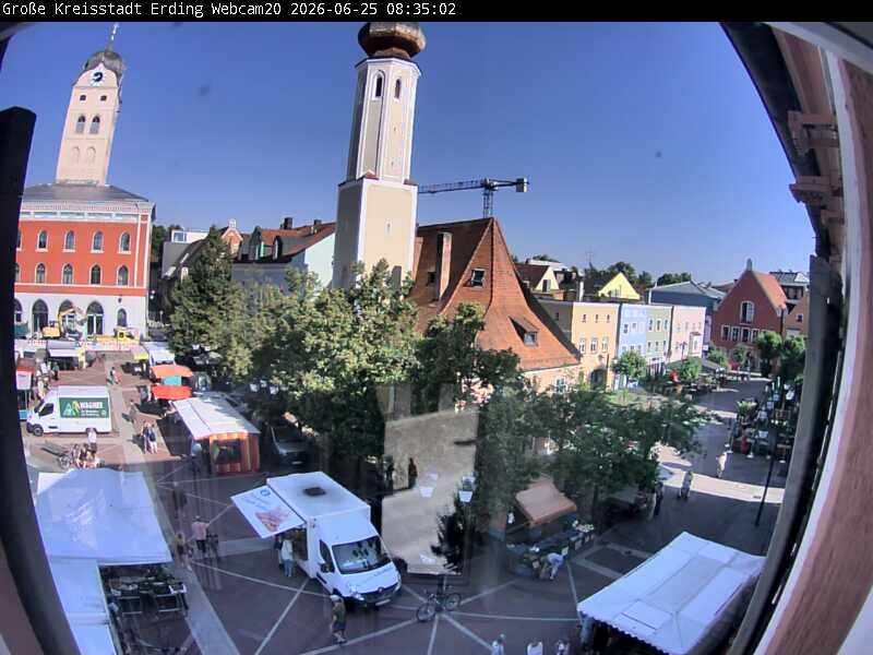 Archiv Foto Webcam Erding: Stadtturm, Kirche und Fußgängerzone