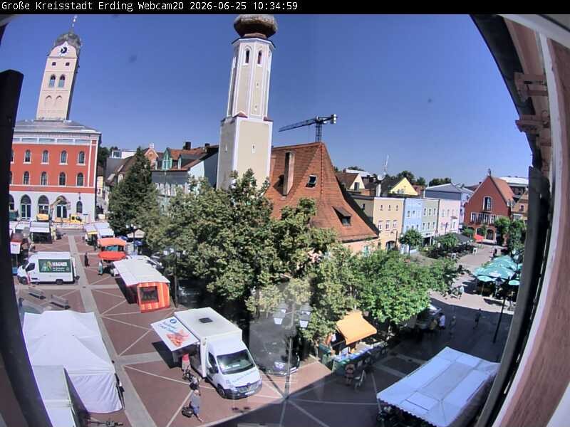 Archiv Foto Webcam Erding: Stadtturm, Kirche und Fußgängerzone