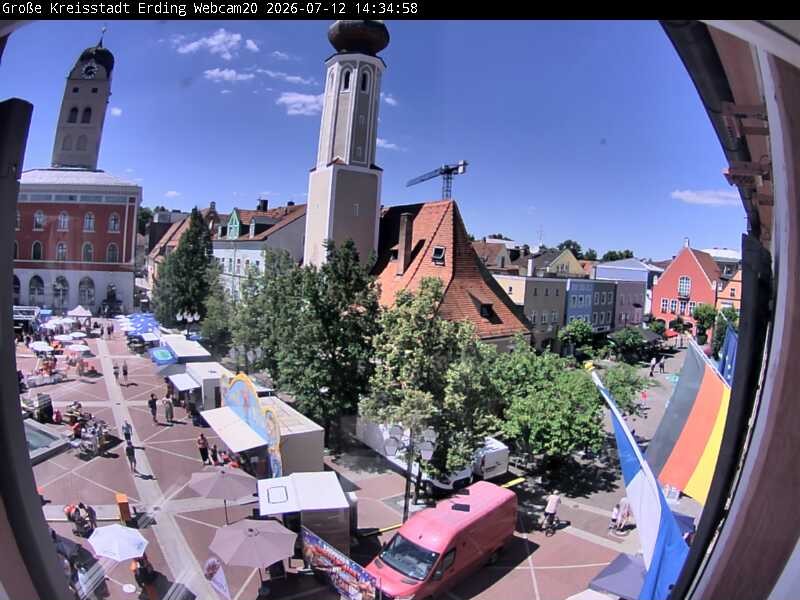 Archiv Foto Webcam Erding: Stadtturm, Kirche und Fußgängerzone