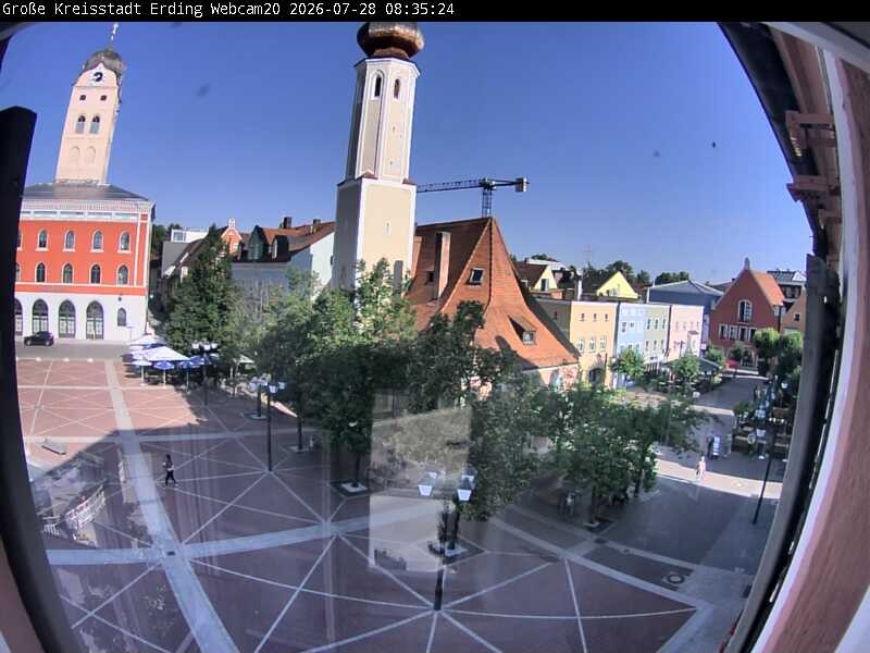 Archiv Foto Webcam Erding: Stadtturm, Kirche und Fußgängerzone