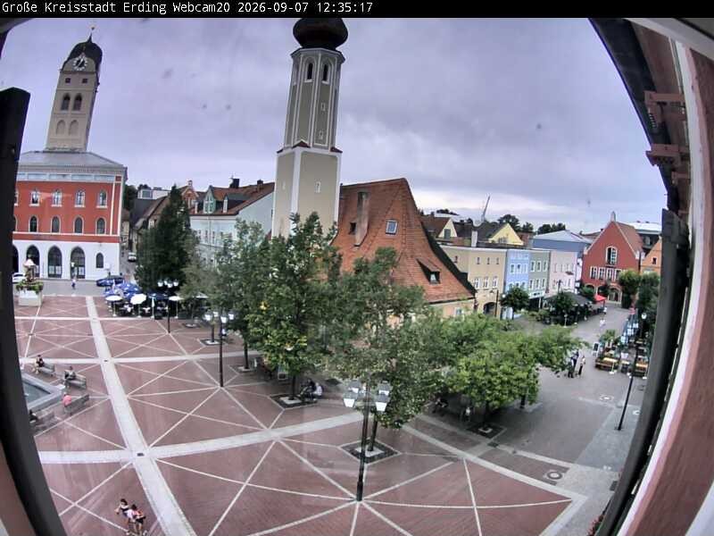 Archived image Webcam City center of Erding and the local city tower