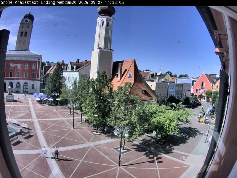 Archived image Webcam City center of Erding and the local city tower