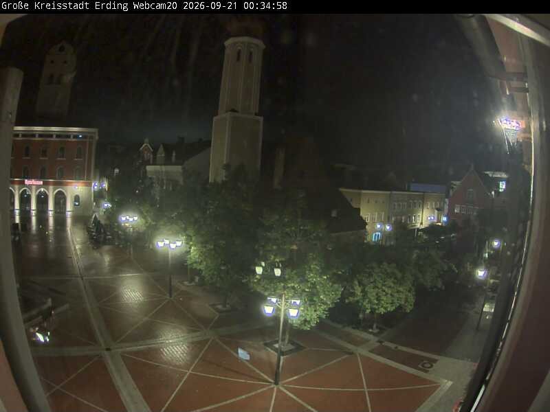 Archived image Webcam City center of Erding and the local city tower