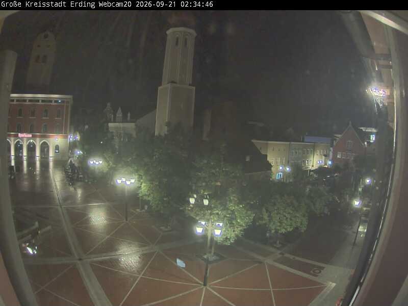 Archived image Webcam City center of Erding and the local city tower