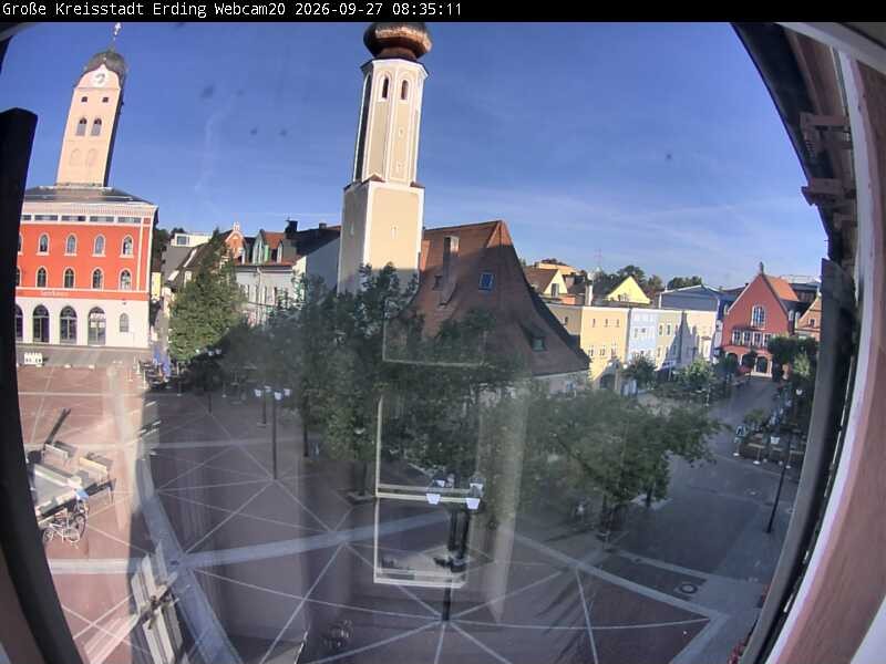 Archiv Foto Webcam Erding: Stadtturm, Kirche und Fußgängerzone