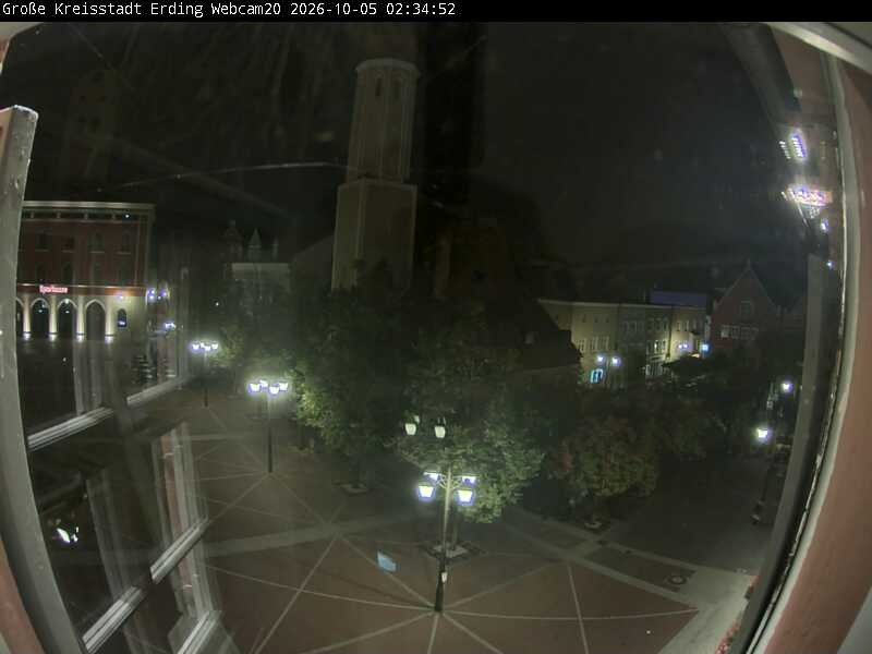 Archived image Webcam City center of Erding and the local city tower