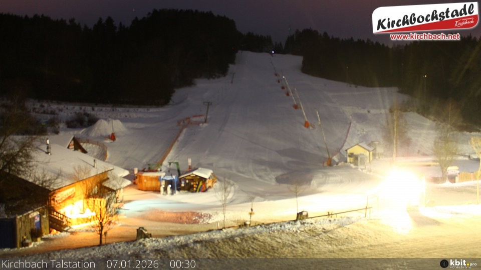 Archiv Foto Webcam Skiabfahrtshang im Schidorf Kirchbach