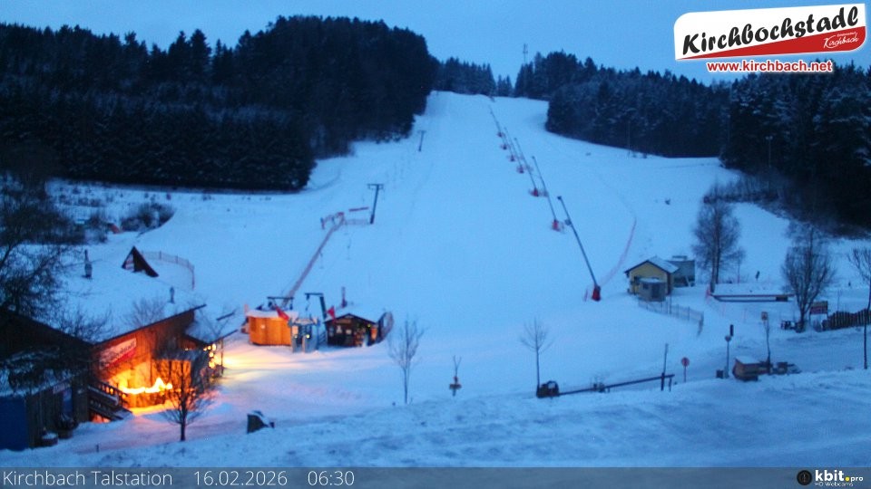 Archiv Foto Webcam Skiabfahrtshang im Schidorf Kirchbach