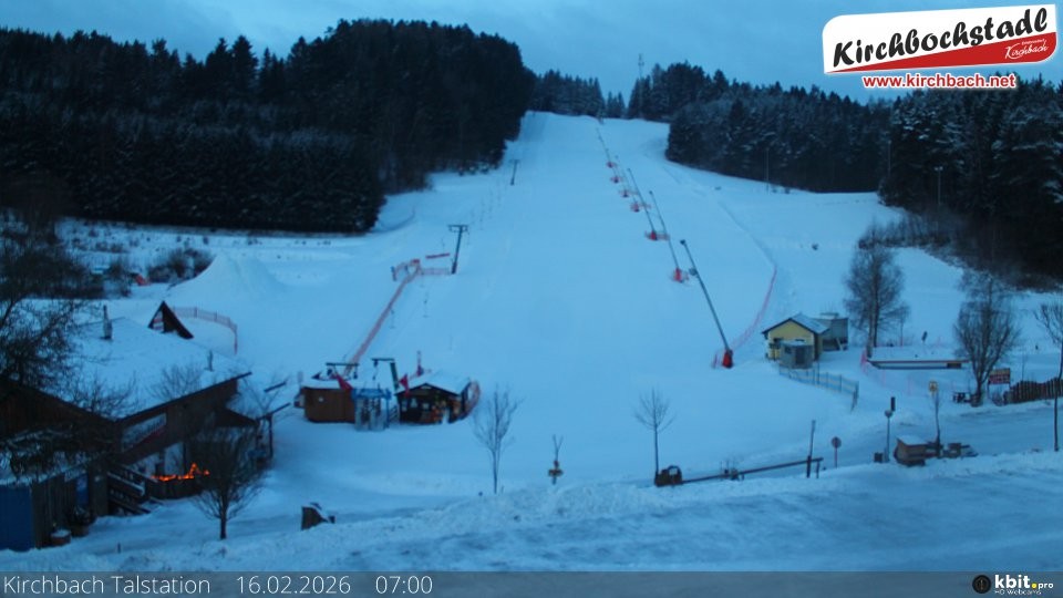 Archiv Foto Webcam Skiabfahrtshang im Schidorf Kirchbach