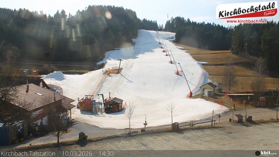 Archiv Foto Webcam Skiabfahrtshang im Schidorf Kirchbach