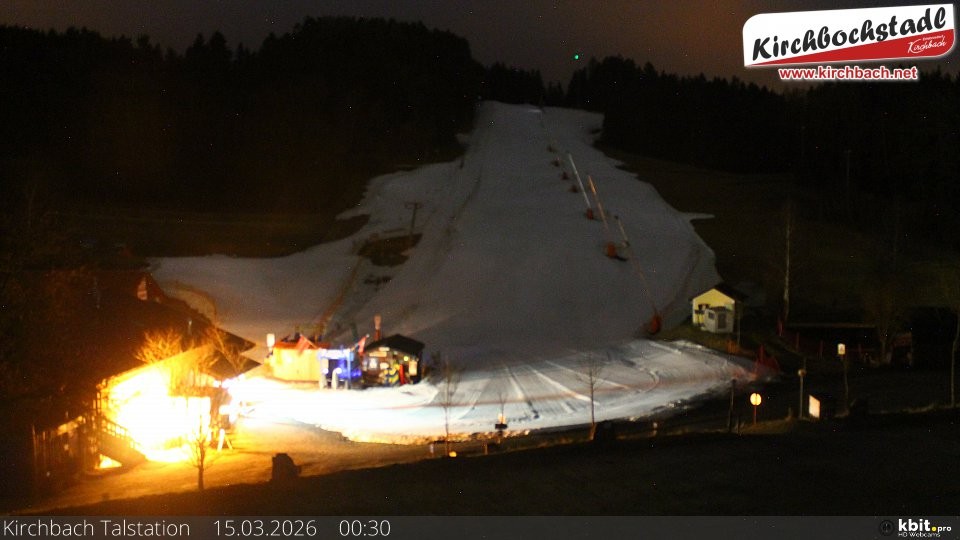 Archiv Foto Webcam Skiabfahrtshang im Schidorf Kirchbach