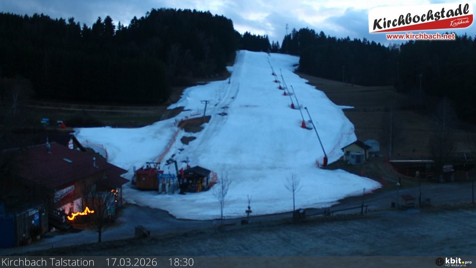 Archiv Foto Webcam Skiabfahrtshang im Schidorf Kirchbach