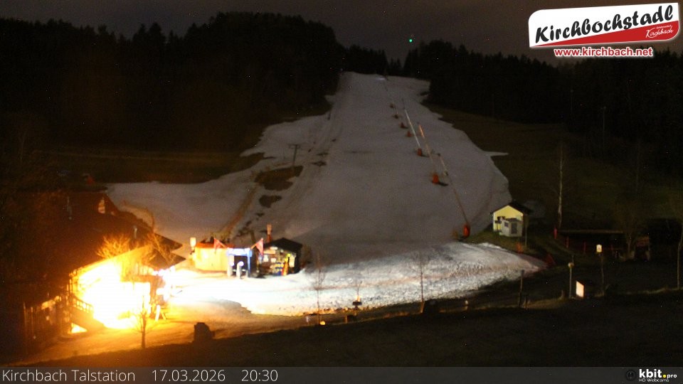 Archiv Foto Webcam Skiabfahrtshang im Schidorf Kirchbach