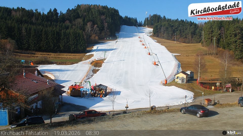 Archived image Webcam View at the lift in the Schidorf Kirchbarch, Austrian Waldviertel