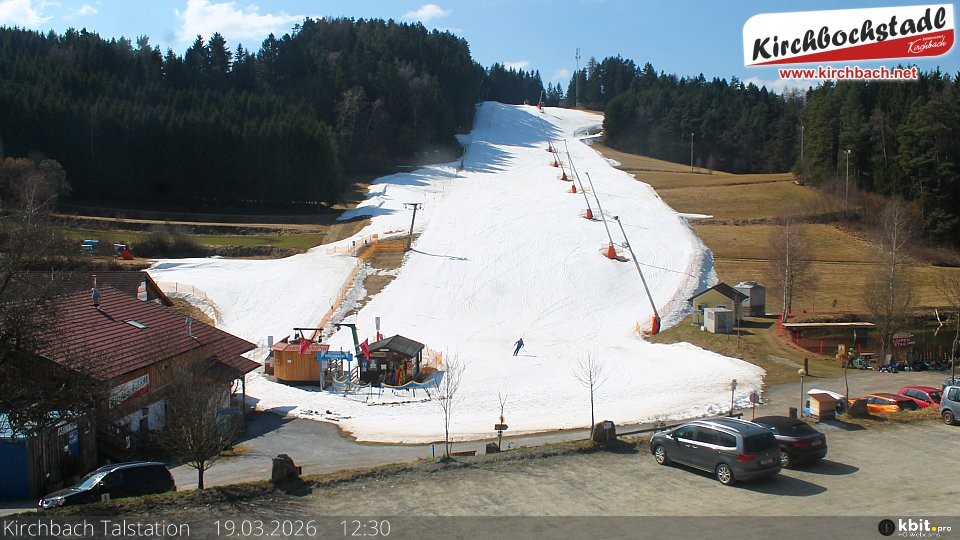 Archived image Webcam View at the lift in the Schidorf Kirchbarch, Austrian Waldviertel