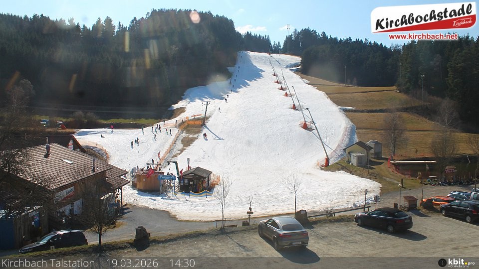 Archived image Webcam View at the lift in the Schidorf Kirchbarch, Austrian Waldviertel
