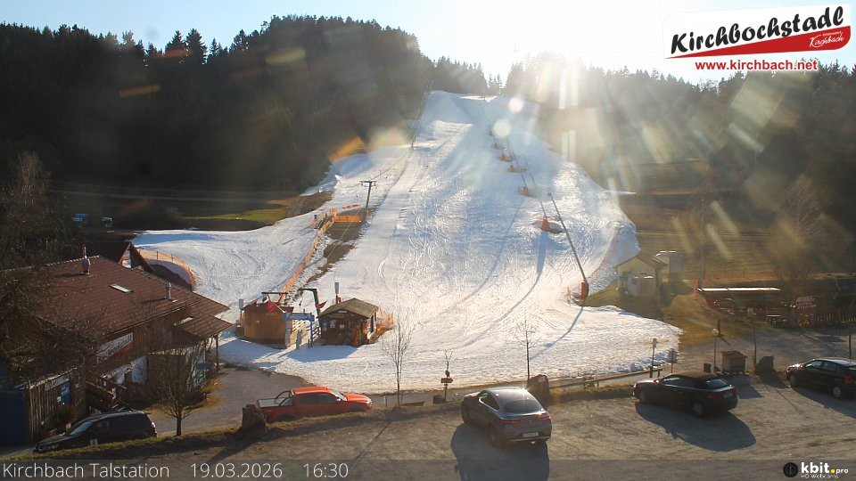 Archived image Webcam View at the lift in the Schidorf Kirchbarch, Austrian Waldviertel