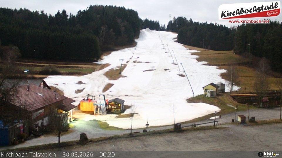 Archiv Foto Webcam Skiabfahrtshang im Schidorf Kirchbach