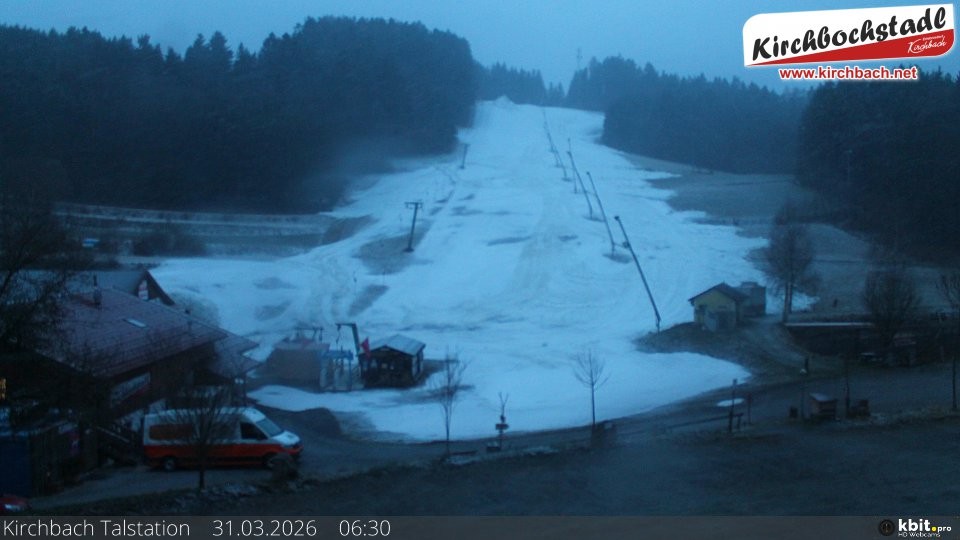Archiv Foto Webcam Skiabfahrtshang im Schidorf Kirchbach