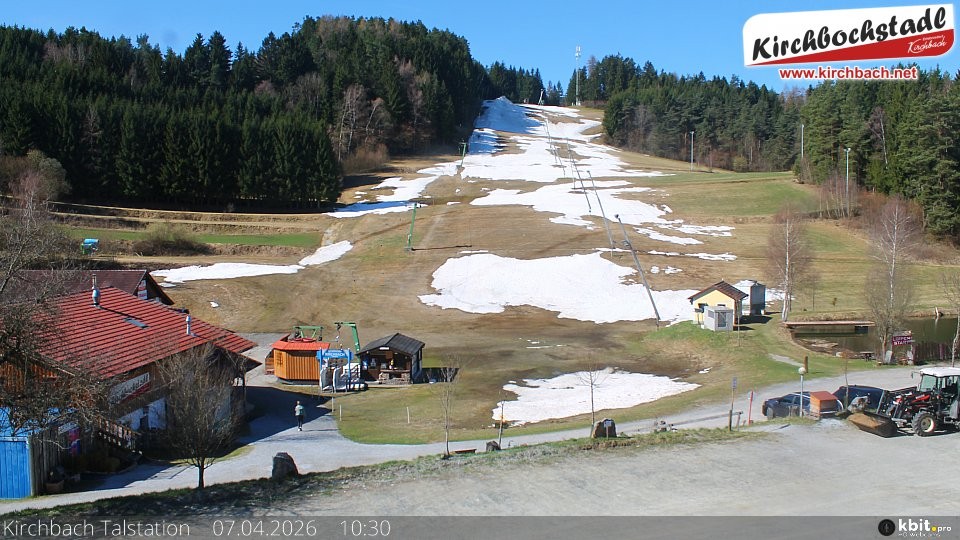 Archiv Foto Webcam Skiabfahrtshang im Schidorf Kirchbach