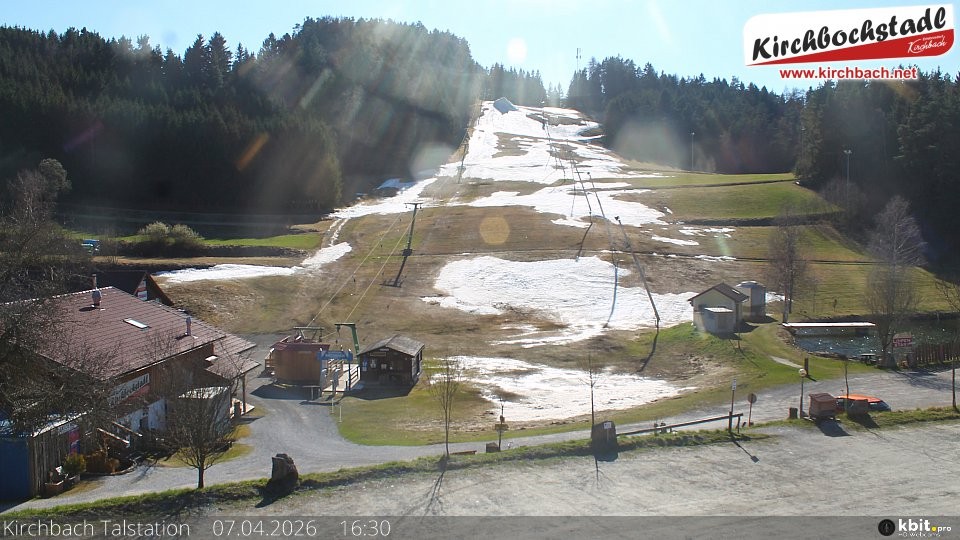 Archiv Foto Webcam Skiabfahrtshang im Schidorf Kirchbach