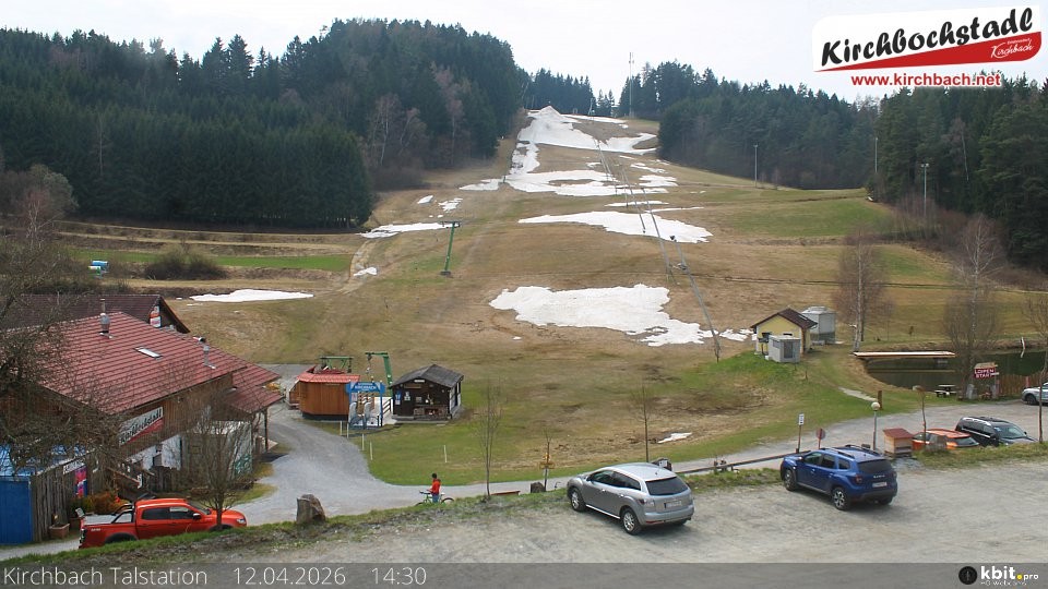 Archiv Foto Webcam Skiabfahrtshang im Schidorf Kirchbach