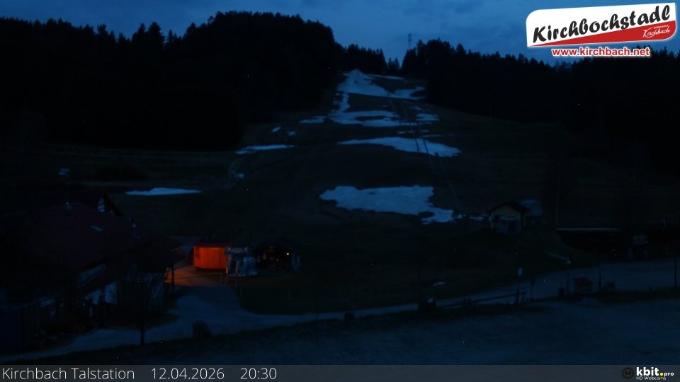 Archiv Foto Webcam Skiabfahrtshang im Schidorf Kirchbach