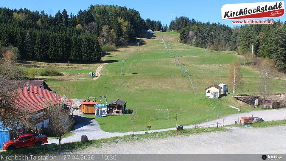 Archiv Foto Webcam Skiabfahrtshang im Schidorf Kirchbach