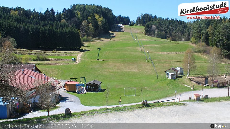 Archiv Foto Webcam Skiabfahrtshang im Schidorf Kirchbach