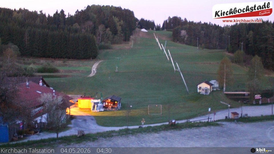 Archiv Foto Webcam Skiabfahrtshang im Schidorf Kirchbach