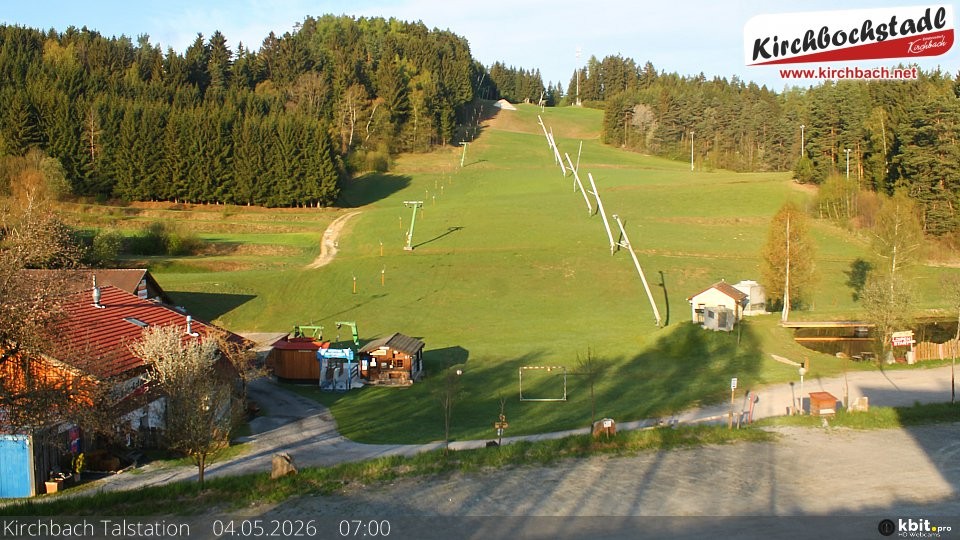 Archiv Foto Webcam Skiabfahrtshang im Schidorf Kirchbach