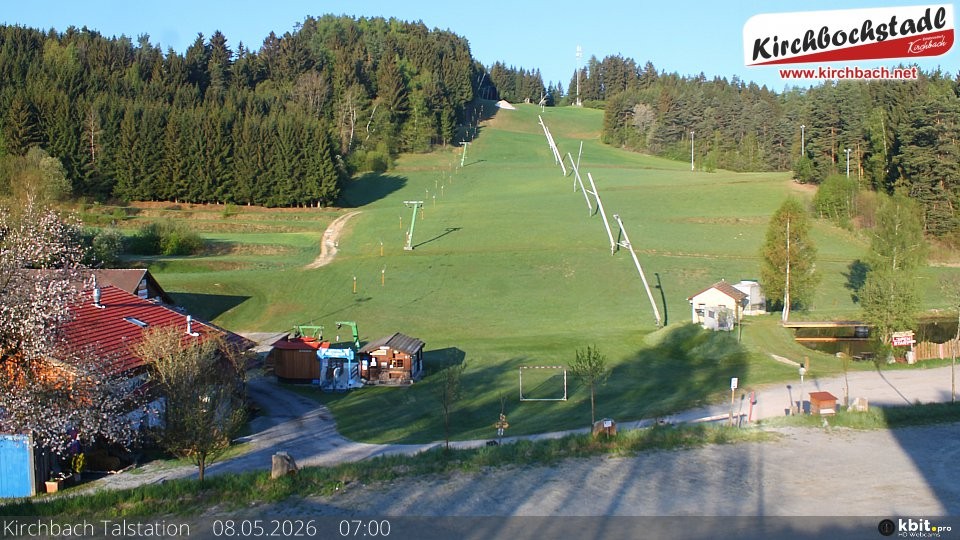 Archived image Webcam View at the lift in the Schidorf Kirchbarch, Austrian Waldviertel
