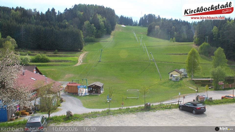 Archiv Foto Webcam Skiabfahrtshang im Schidorf Kirchbach