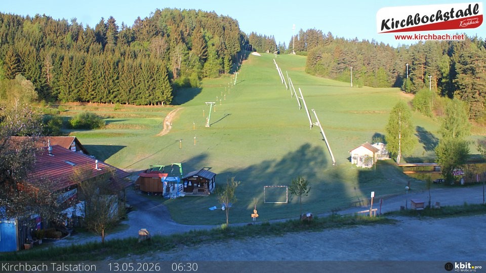 Archiv Foto Webcam Skiabfahrtshang im Schidorf Kirchbach