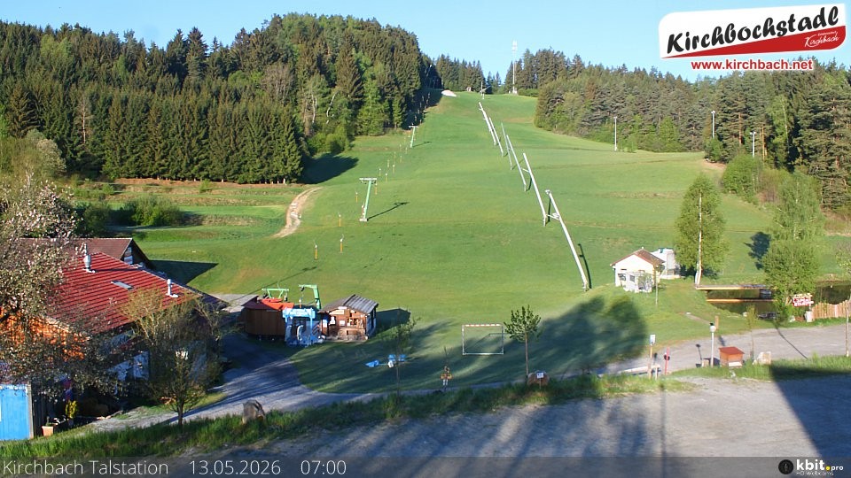 Archiv Foto Webcam Skiabfahrtshang im Schidorf Kirchbach