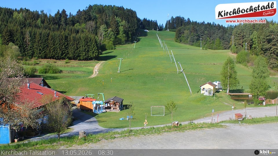 Archiv Foto Webcam Skiabfahrtshang im Schidorf Kirchbach