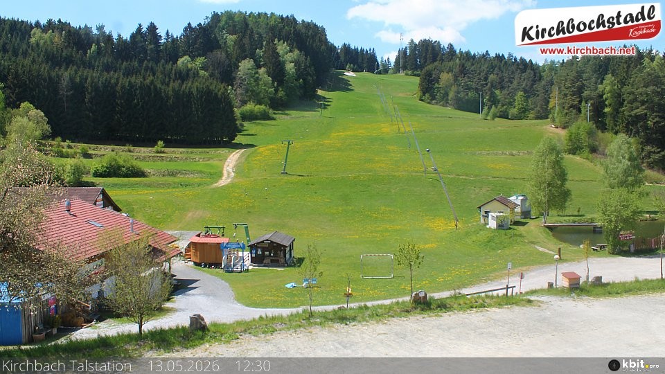 Archiv Foto Webcam Skiabfahrtshang im Schidorf Kirchbach