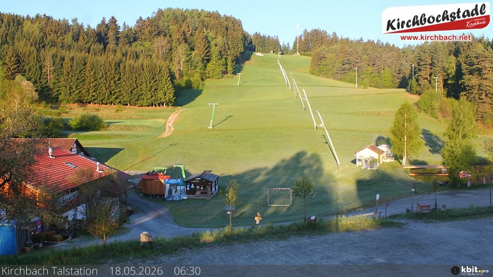 Archiv Foto Webcam Skiabfahrtshang im Schidorf Kirchbach