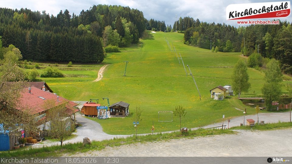 Archiv Foto Webcam Skiabfahrtshang im Schidorf Kirchbach