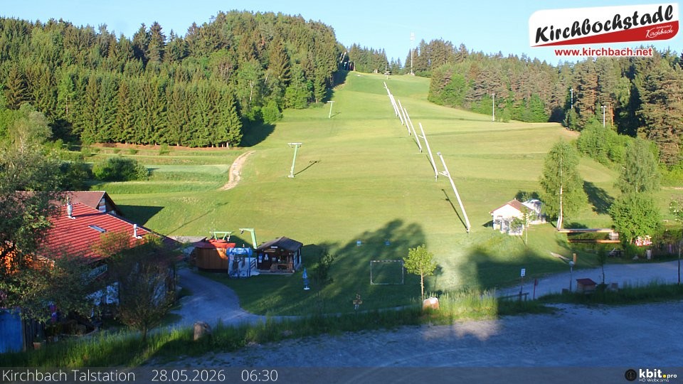 Archived image Webcam View at the lift in the Schidorf Kirchbarch, Austrian Waldviertel