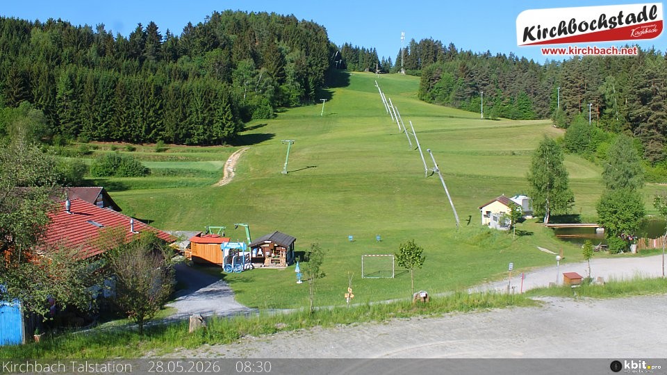 Archived image Webcam View at the lift in the Schidorf Kirchbarch, Austrian Waldviertel