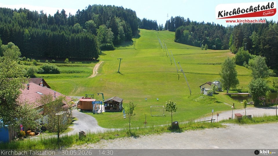 Archiv Foto Webcam Skiabfahrtshang im Schidorf Kirchbach