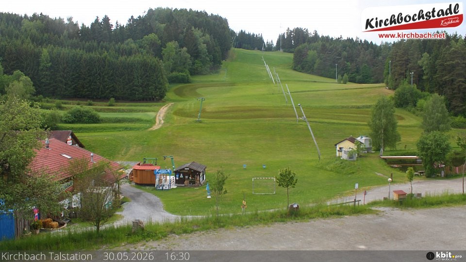 Archiv Foto Webcam Skiabfahrtshang im Schidorf Kirchbach
