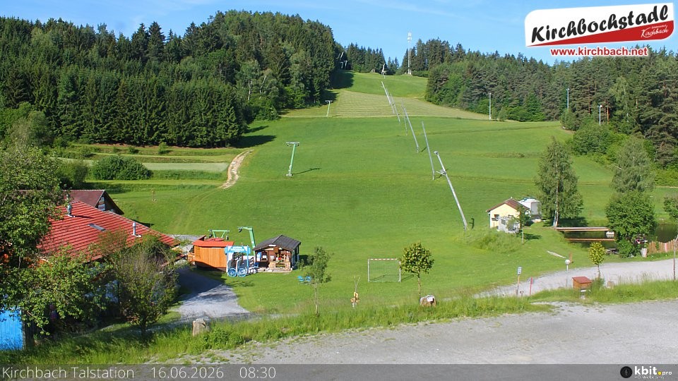 Archiv Foto Webcam Skiabfahrtshang im Schidorf Kirchbach